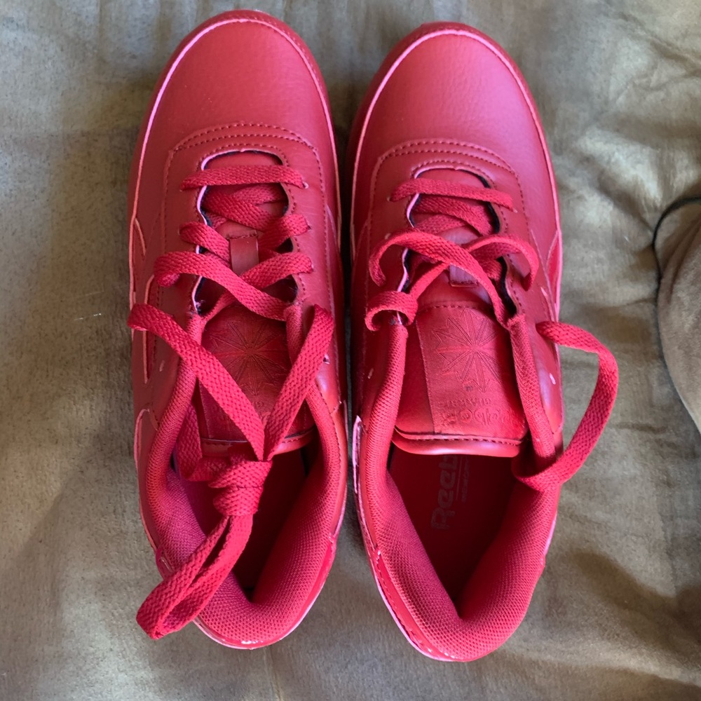 Red REEBOX - Picture 4 of 4